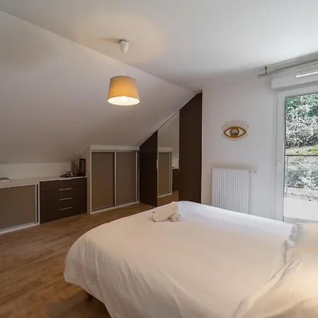 Apartment La Champanaise - 2 Bedroom 300m From Annecy