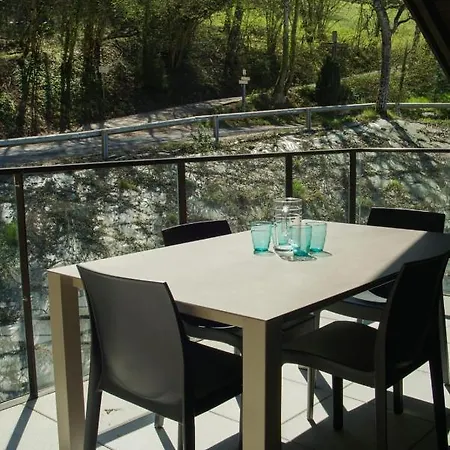 La Champanaise - 2 Bedroom 300m From Annecy Apartment *